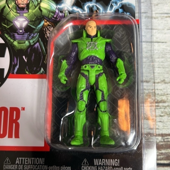 DC Forever Evil Lex Luthor Comic Book And 4” Action Figure ( Green ) Volume #1 - Picture 2 of 7